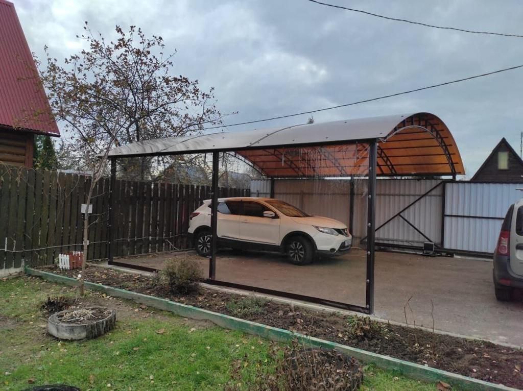 Прозрачные шторы ПВХ для навеса под автомобиль в Каменке
